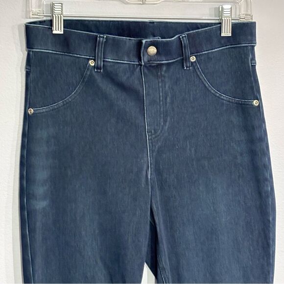 Hue | Women’s Ultra Soft Navy Blue Denim High Waist Skimmer Leggings Dark Wash - Picture 5 of 14